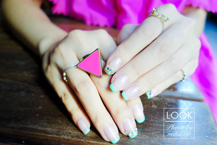 東區晶漾凝膠九月小記錄：粉嫩嫩的Tiffany綠清爽法式 超簡約又耐看