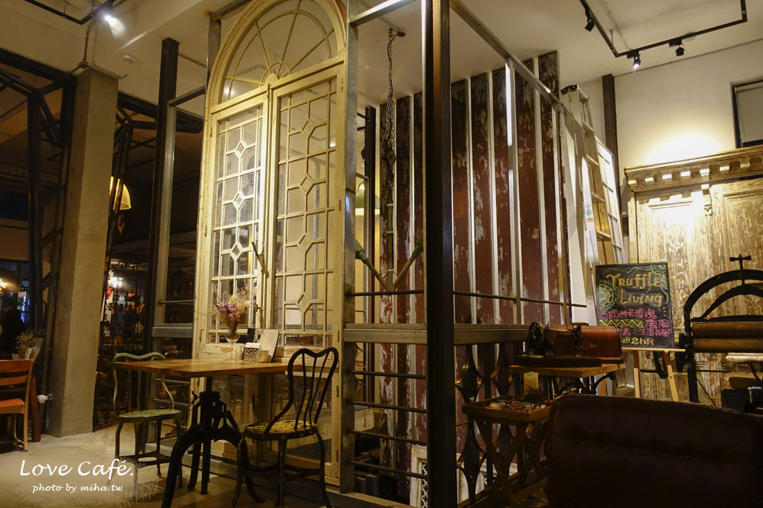 信義安和咖啡廳,舒服生活,信義區咖啡廳,復古咖啡廳,古董傢俱咖啡廳,台北婚紗場地,台北外拍餐廳
